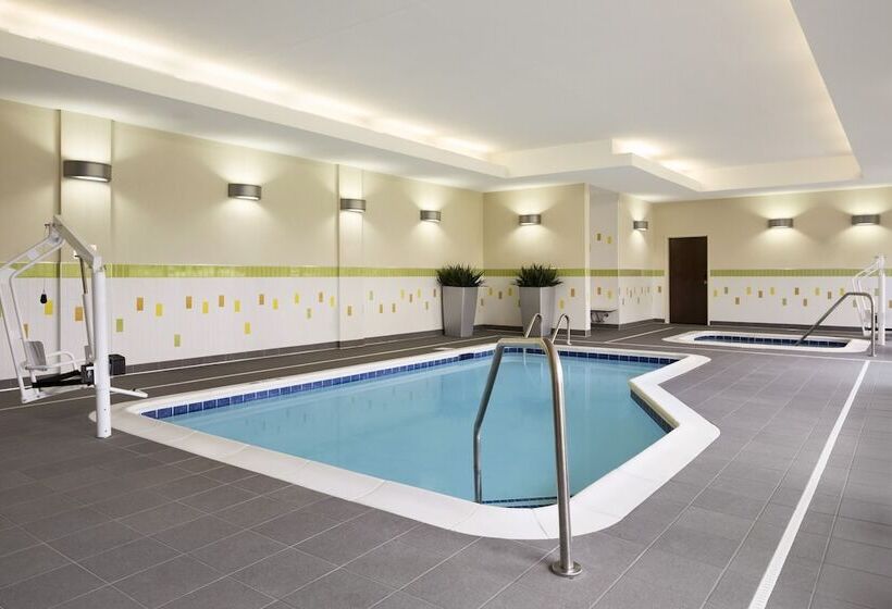 فندق Fairfield Inn & Suites By Marriott Akron Fairlawn