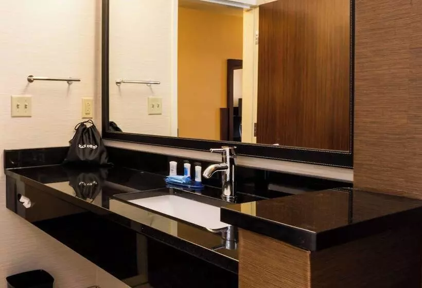 בית מלון כפרי Fairfield Inn & Suites By Marriott Atmore