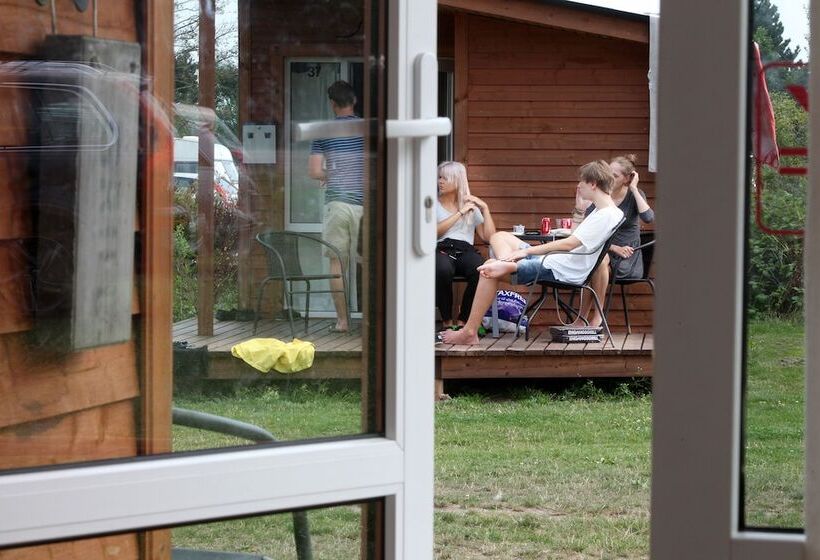 فندق First Camp Ajstrup Strand