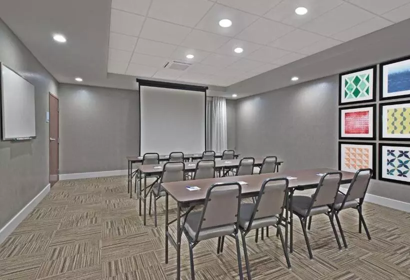 호텔 Holiday Inn Express & Suites New Cumberland, An Ihg