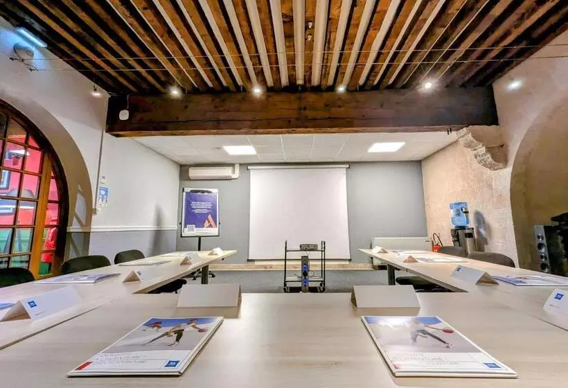 Hotel Ibis Budget Marseille Vieux Port