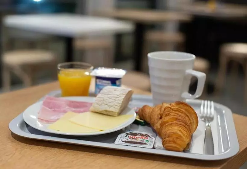 酒店 Kyriad Direct Clermont Ferrand Nord Gerzat