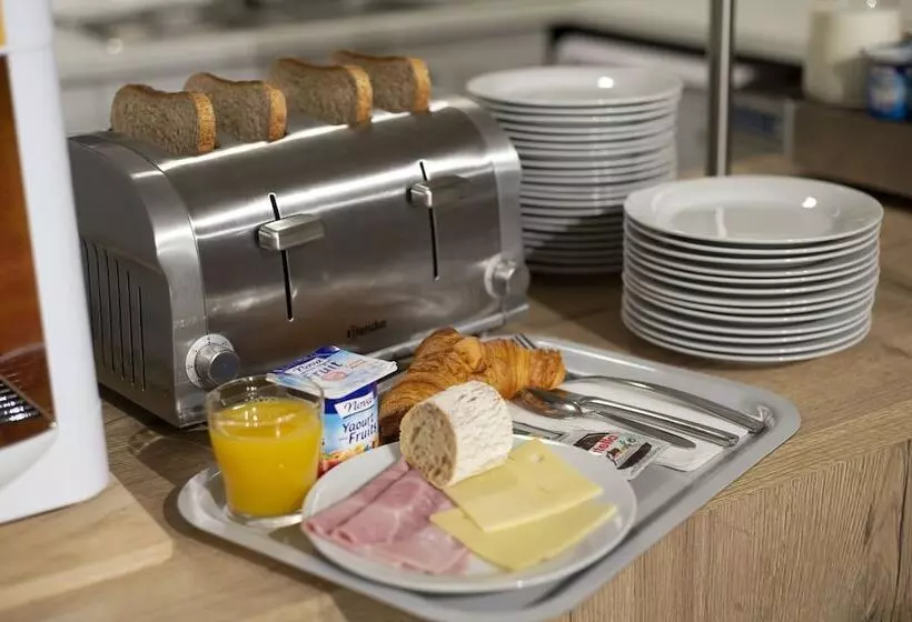 酒店 Kyriad Direct Clermont Ferrand Nord Gerzat