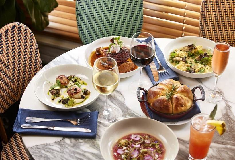 בית מלון כפרי Mama Shelter La Hollywood