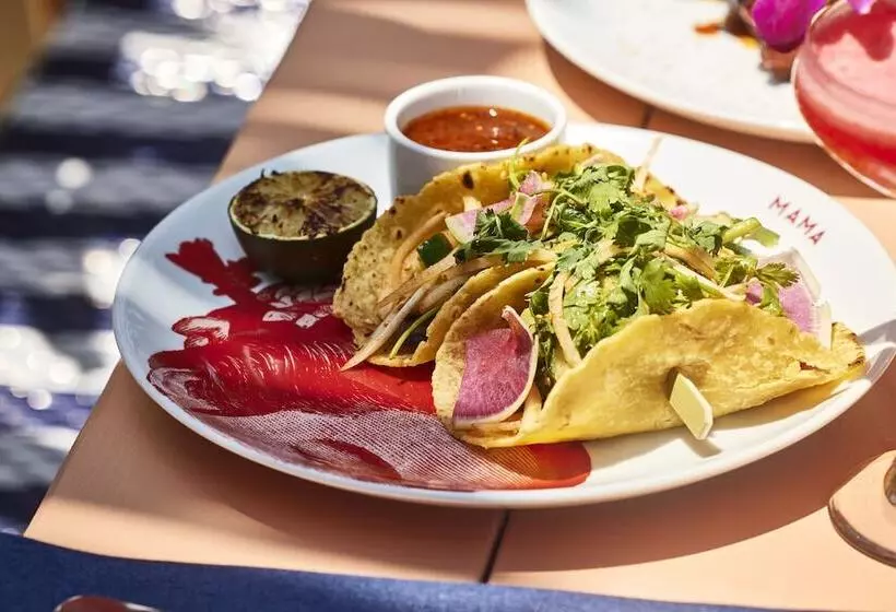 ホテル Mama Shelter La Hollywood