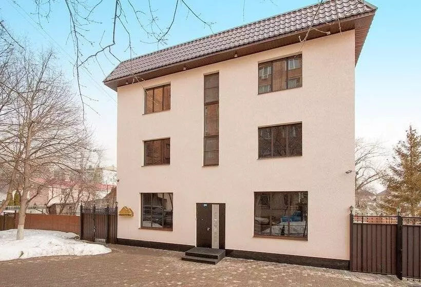 Отель Piramida Business