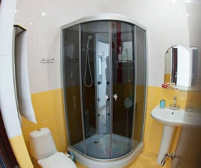 فندق Piramida Business