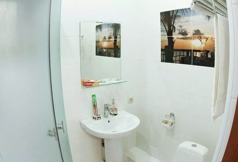 Отель Piramida Business