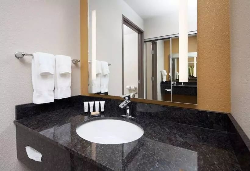 Отель Red Lion Ridgewater Inn & Suites Polson