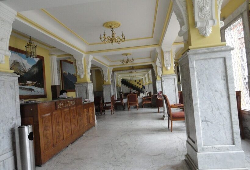 בית מלון כפרי The New Castle