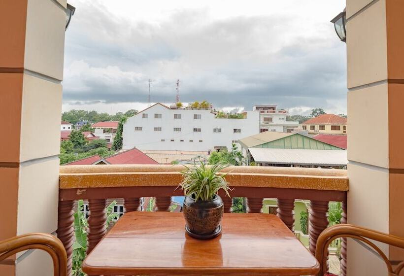 Hotel The Siem Reap Chilled Backpacker