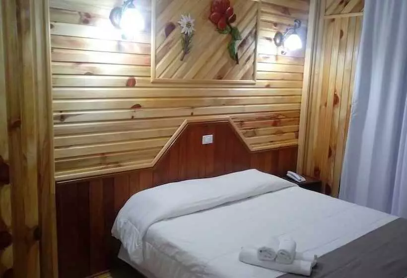 Отель Treze Tilias Park