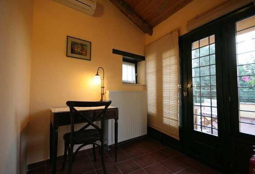 Kastellos Village Agathes Houses