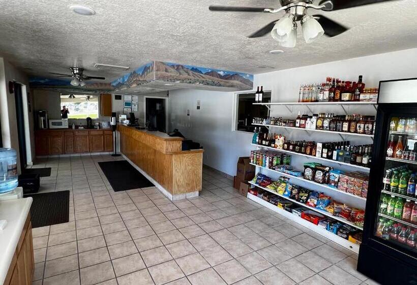 מוטל Rodeway Inn