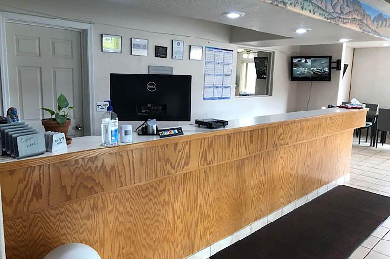 מוטל Rodeway Inn