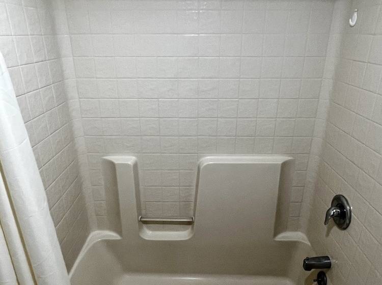 מוטל Rodeway Inn