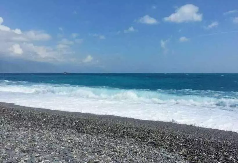 ペンション Hualien Seaside Ocean B&b