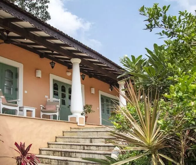 Wildflower Villas   All Villa Hotel, Family Run