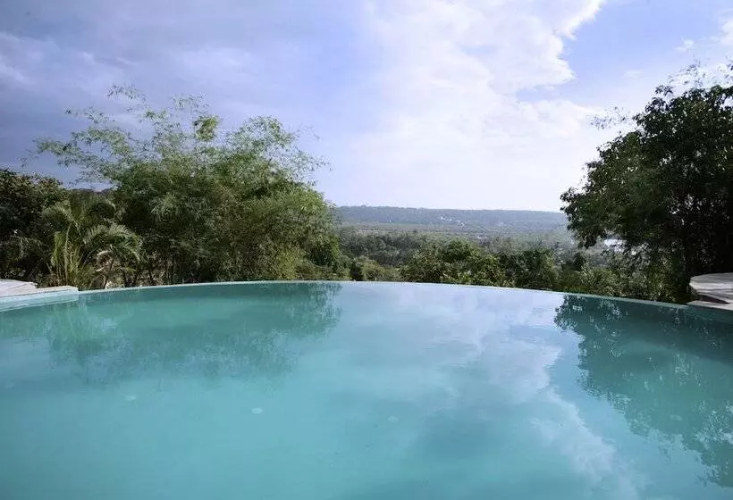 Wildflower Villas   All Villa Hotel, Family Run