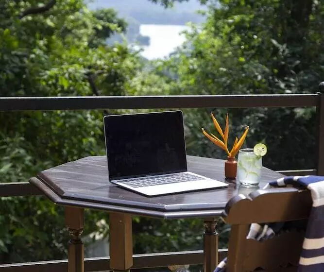 Wildflower Villas   All Villa Hotel, Family Run