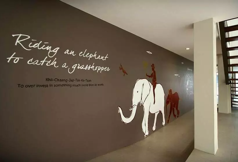 ユースホステル Chern Bangkok