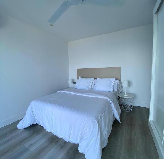 Carihuela Beach Apartamentos