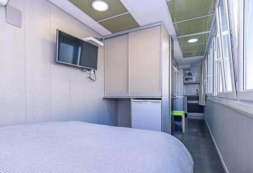 Carihuela Beach Apartamentos