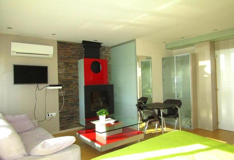 Carihuela Beach Apartamentos