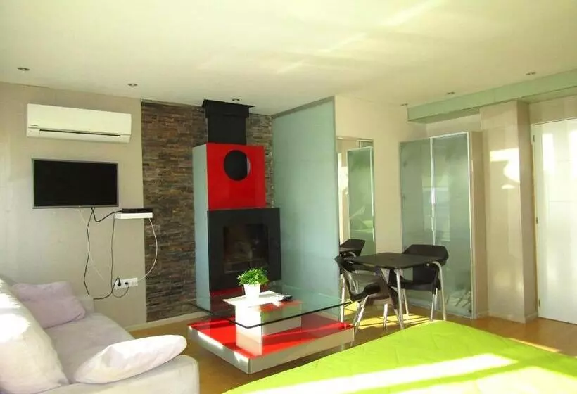 Carihuela Beach Apartamentos