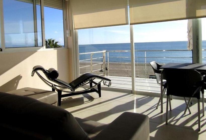 Carihuela Beach Apartamentos