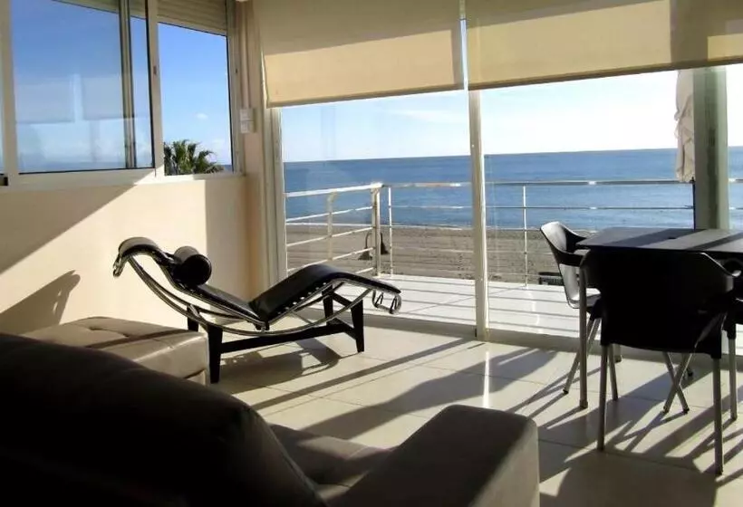 Carihuela Beach Apartamentos