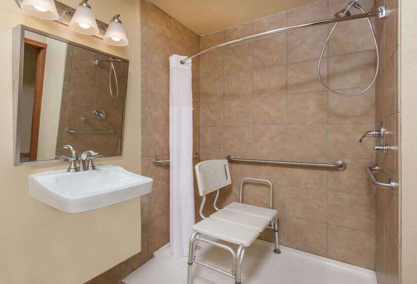 בית מלון כפרי Baymont By Wyndham Midland