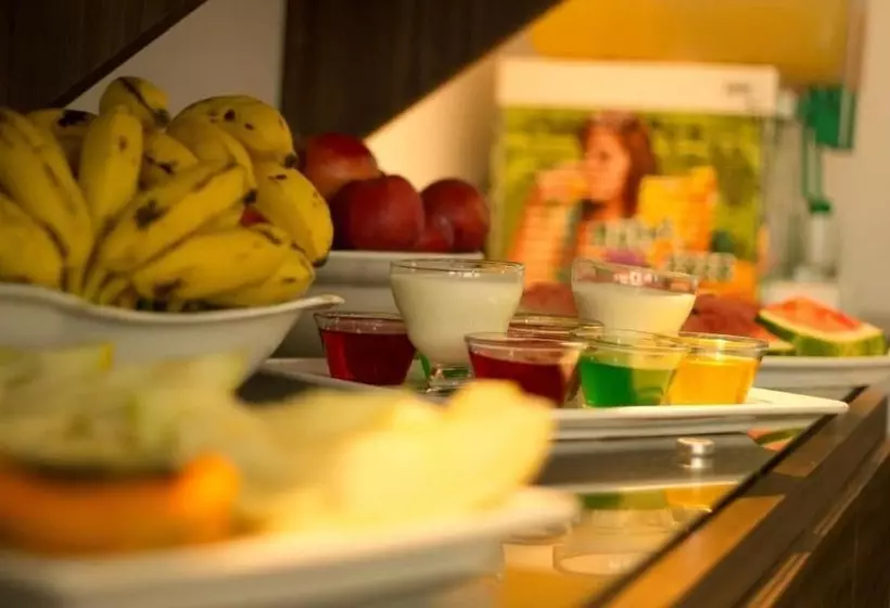 Bombonato Hotel Fácil Acesso Ao Aeroporto E Parque De Exposições Abcz By Up