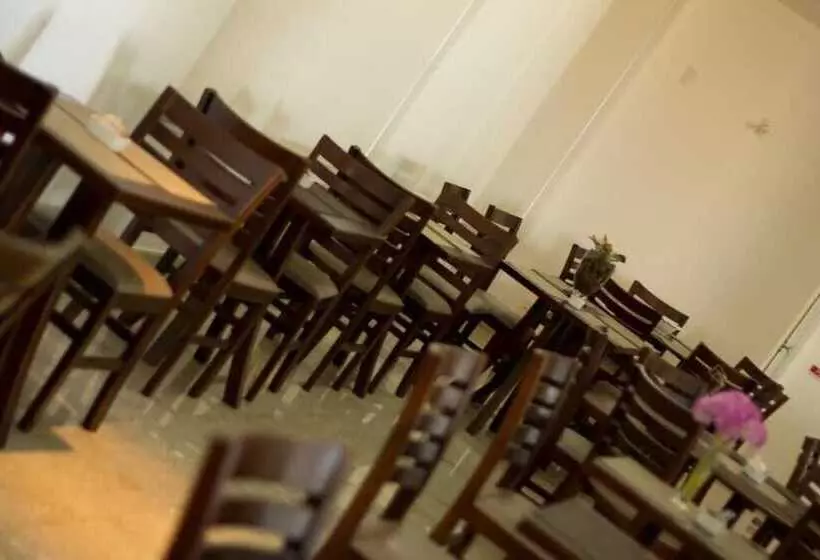 Bombonato Hotel Fácil Acesso Ao Aeroporto E Parque De Exposições Abcz By Up