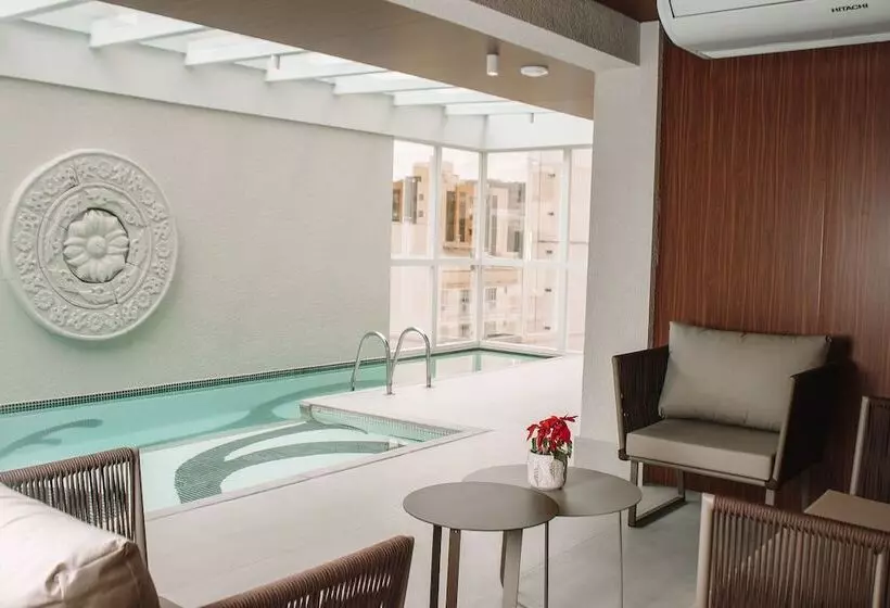 Szálloda Brut By Slaviero Hoteis