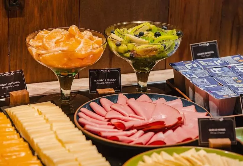 Szálloda Brut By Slaviero Hoteis