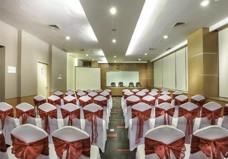 בית מלון כפרי Bw Suite Belitung