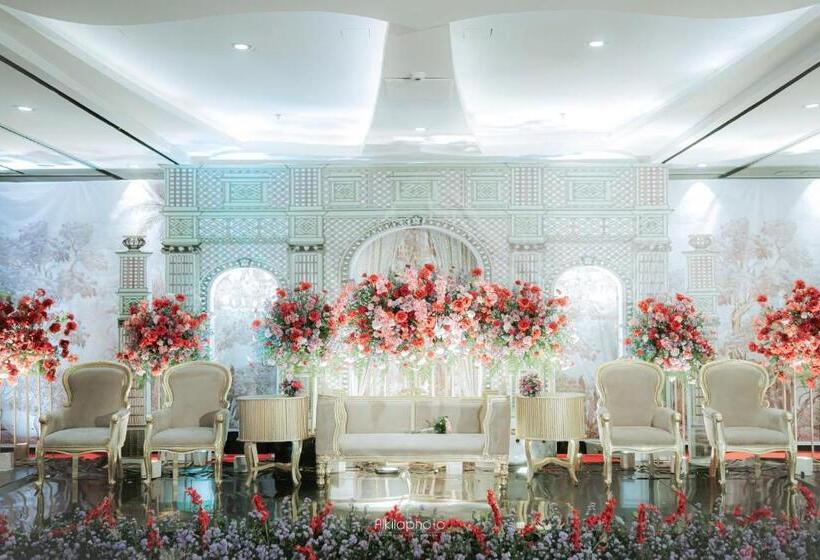 בית מלון כפרי Crowne Plaza Bandung, An Ihg