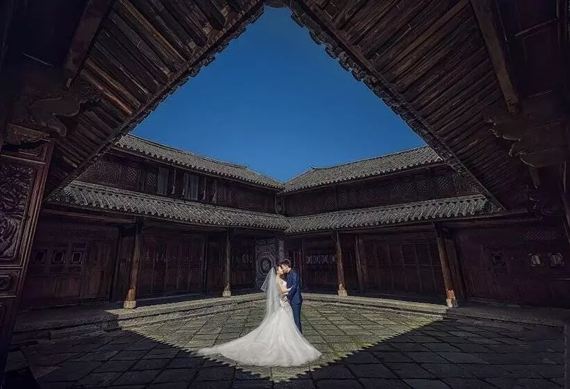 هتل Sky Valley Heritage Boutique