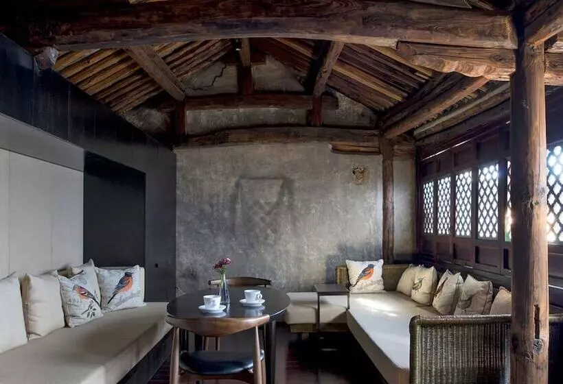 هتل Sky Valley Heritage Boutique