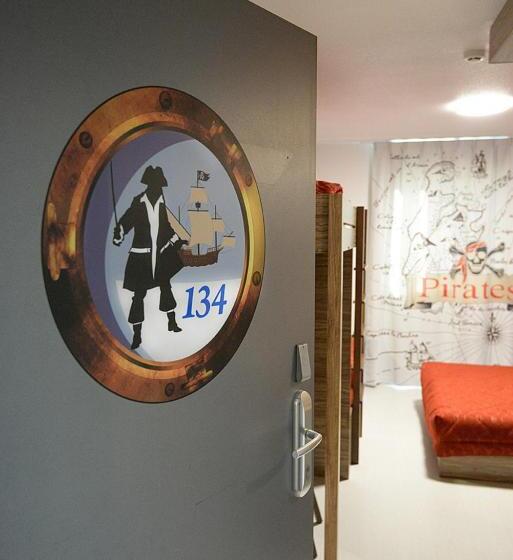 Hotelli Du Parc  Pirates