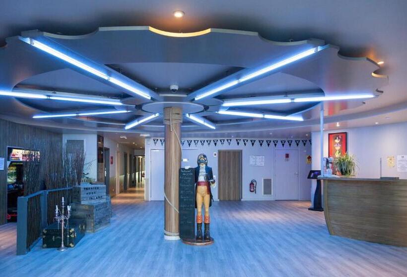 Hotelli Du Parc  Pirates