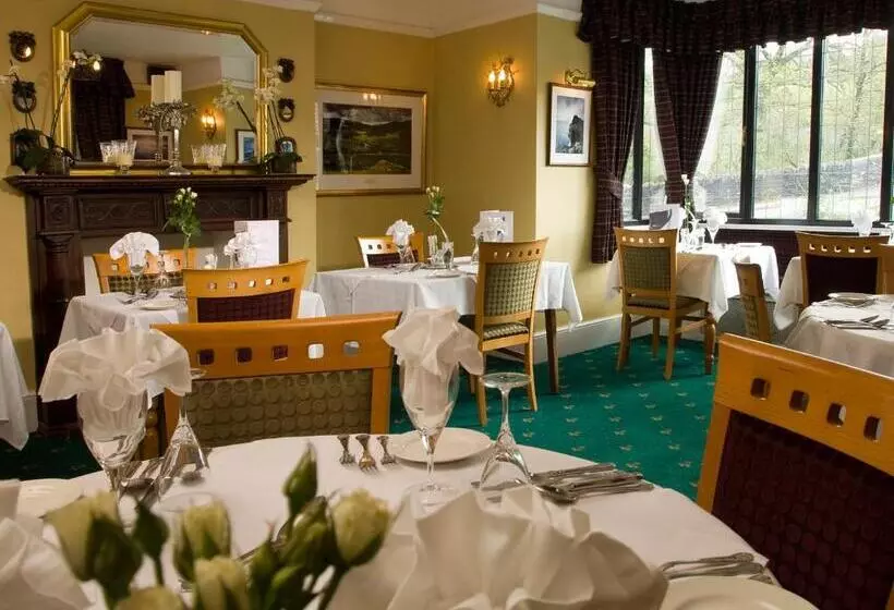 Отель Exmoor White Horse Inn