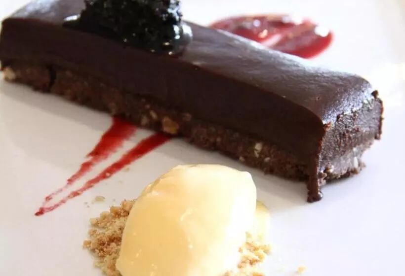 Отель Exmoor White Horse Inn