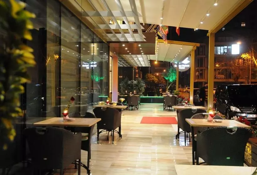 هتل Golden Deluxe