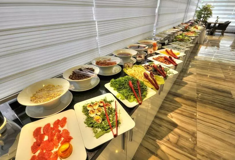 هتل Golden Deluxe