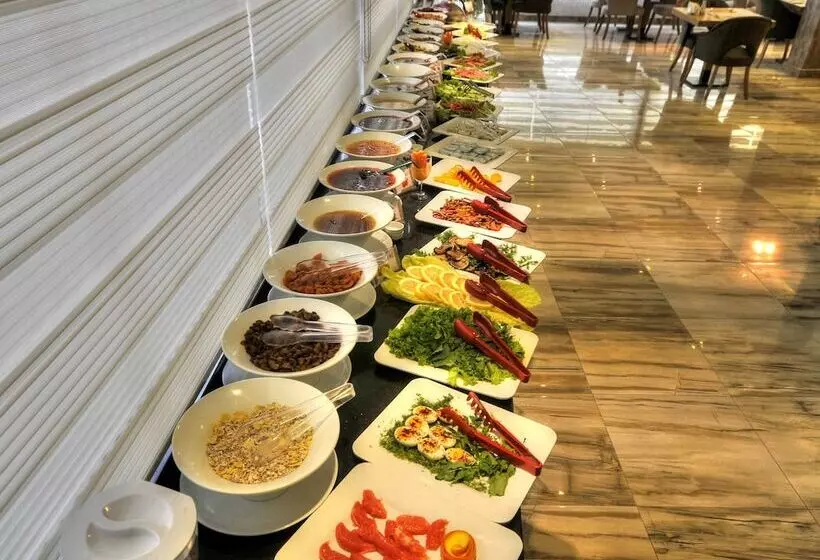 هتل Golden Deluxe