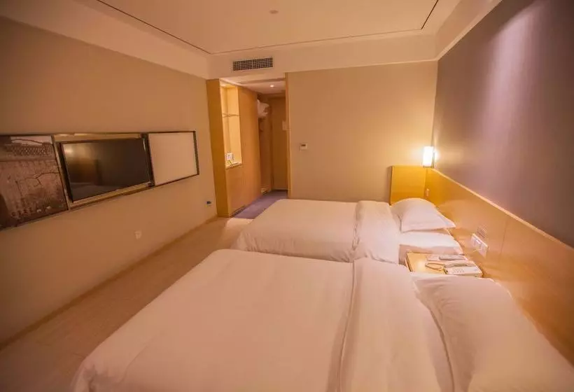 Hotel Ibis Leshan City Center