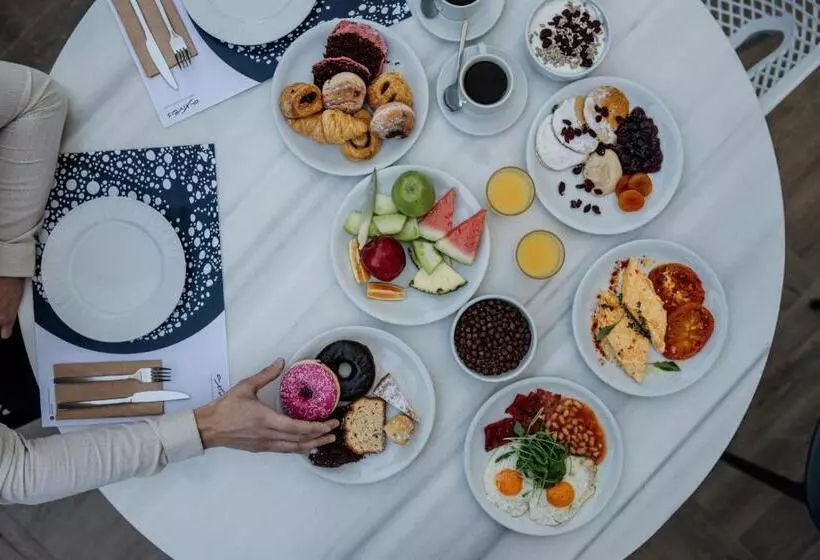 Infinity Blue Boutique Hotel & Spa Adults Only