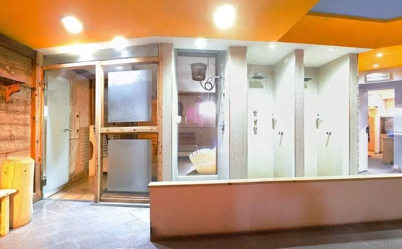 Отель La Montanara Predazzo